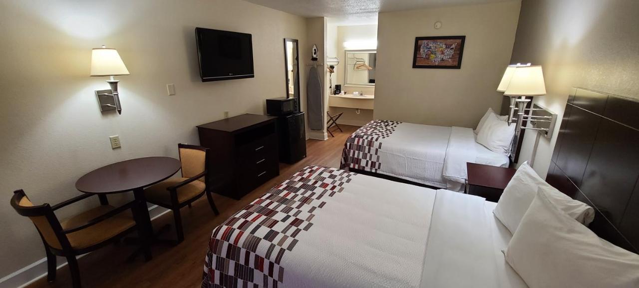 Red Roof Inn Tifton Extérieur photo